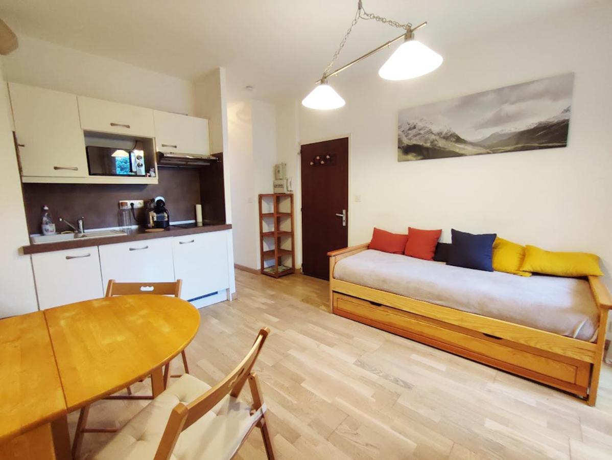 Le Petit Venasque, T2, Jardin, Parking, 4 Personnes Saint-Mamet